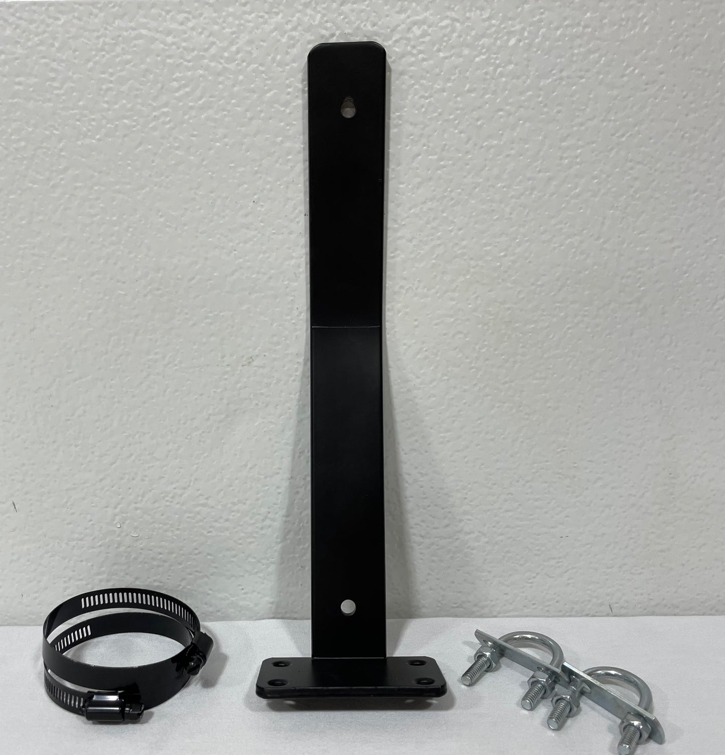 Center snorkel brace